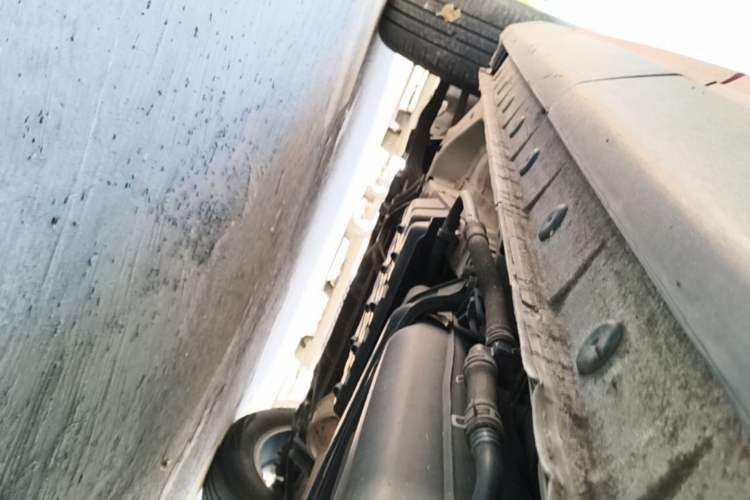 Used CHANGAN CS75 2021 Honor Million Edition 280T DCT Luxury Model Left Side Sill