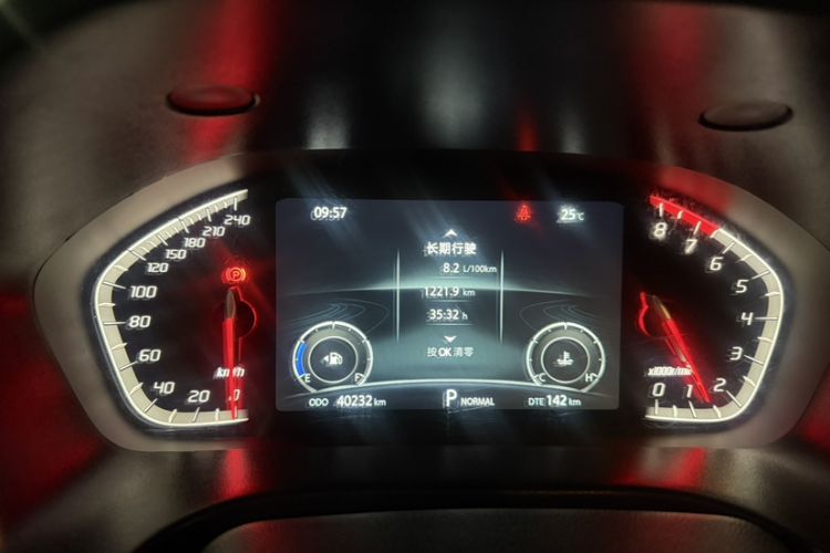Used CHANGAN CS75 2021 Honor Million Edition 280T DCT Luxury Model Odometer Close Up