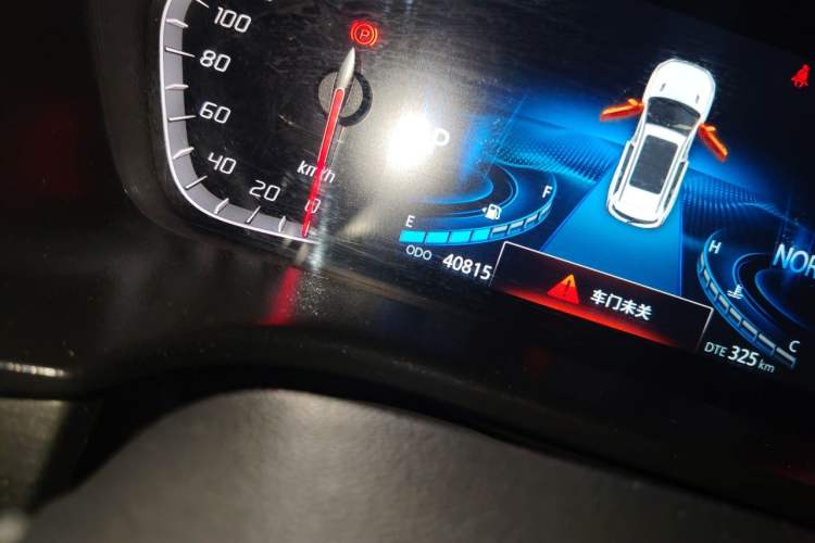Used CHANGAN CS75 2021 Honor Million Edition 280T DCT Luxury Model Odometer Close Up