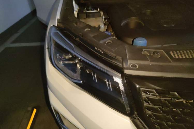 Used CHANGAN CS75 2021 Honor Million Edition 280T DCT Navigation Model Right Front Headlight