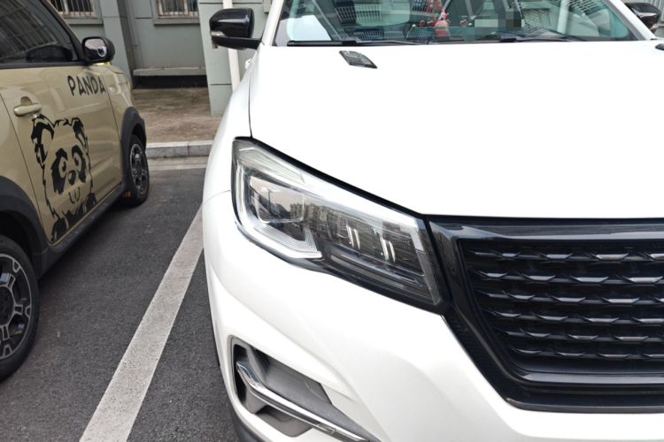 Used CHANGAN CS75 2021 Honor Million Edition 280T Manual Elite Model Right Front Headlight