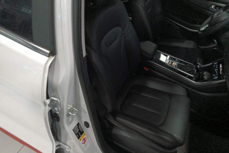Used CHANGAN CS75 2021 Honor Million Edition 280T DCT Luxury Model Right Front Seat