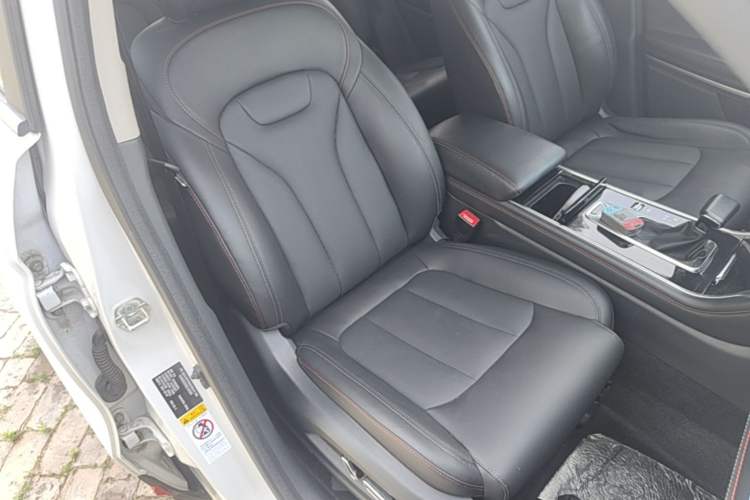 Used CHANGAN CS75 2021 Honor Million Edition 280T DCT Navigation Model Right Front Seat