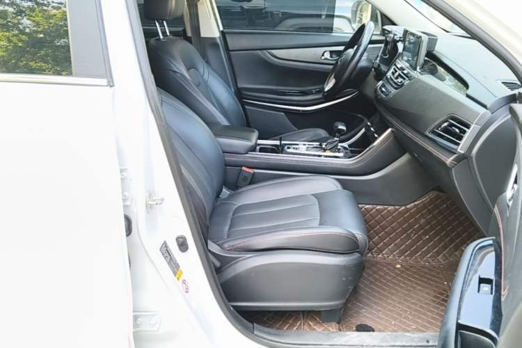 Used CHANGAN CS75 2021 Honor Million Edition 280T DCT Luxury Model Right Front Seat