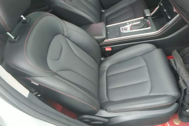 Used CHANGAN CS75 2021 Honor Million Edition 280T DCT Prestige Model Right Front Seat