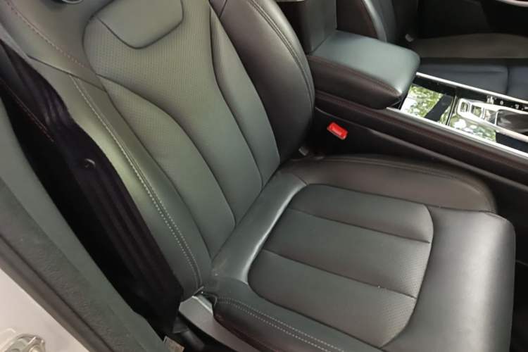 Used CHANGAN CS75 2021 Honor Million Edition 280T DCT Luxury Model Right Front Seat