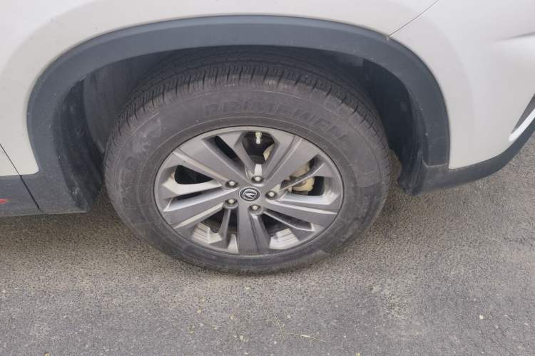 Used CHANGAN CS75 2021 Honor Million Edition 280T DCT Luxury Model Right Front Wheel Hub