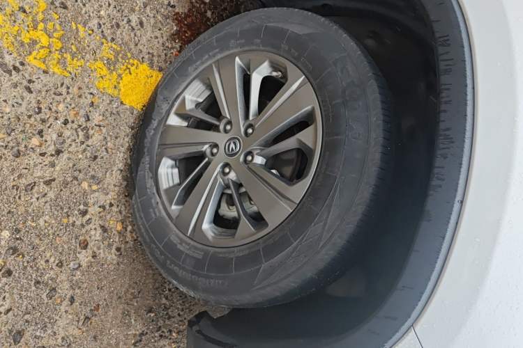 Used CHANGAN CS75 2021 Honor Million Edition 280T DCT Luxury Model Right Front Wheel Hub
