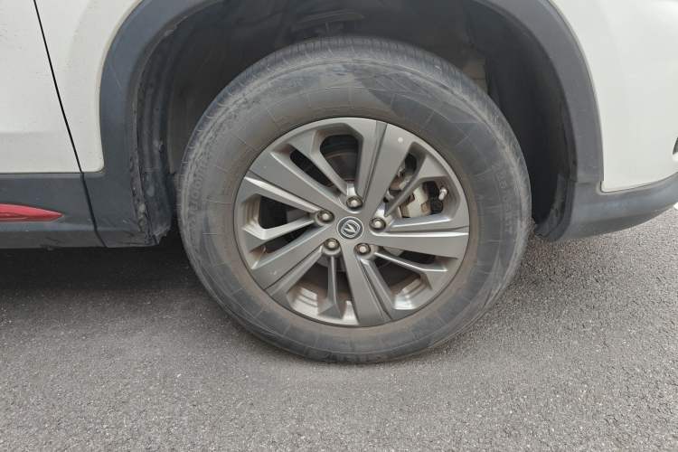 Used CHANGAN CS75 2021 Honor Million Edition 280T Manual Elite Model Right Front Wheel Hub