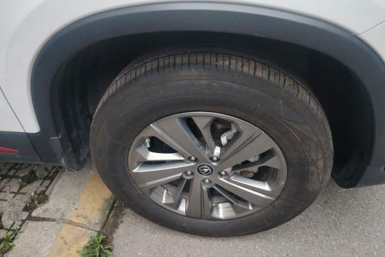Used CHANGAN CS75 2021 Honor Million Edition 280T DCT Luxury Model Right Front Wheel Hub