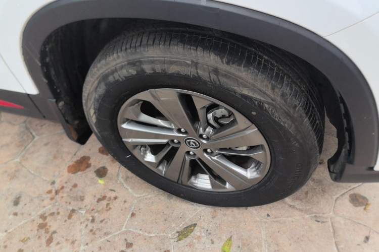 Used CHANGAN CS75 2021 Honor Million Edition 280T DCT Luxury Model Right Front Wheel Hub