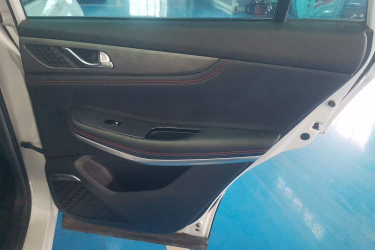 Used CHANGAN CS75 2021 Honor Million Edition 280T DCT Luxury Model Right Rear Door Interior
