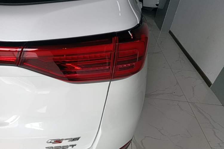 Used CHANGAN CS75 2021 Honor Million Edition 280T DCT Luxury Model Right Rear Taillight