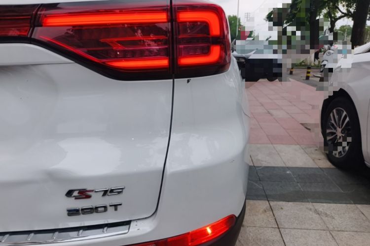 Used CHANGAN CS75 2021 Honor Million Edition 280T DCT Luxury Model Right Rear Taillight