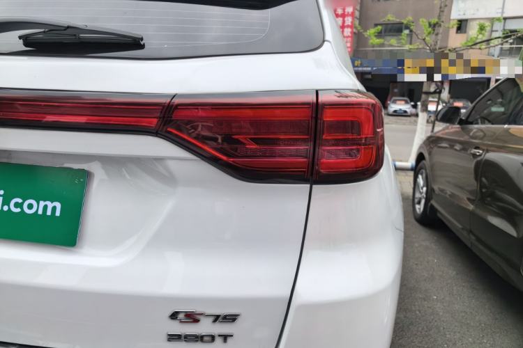 Used CHANGAN CS75 2021 Honor Million Edition 280T DCT Luxury Model Right Rear Taillight