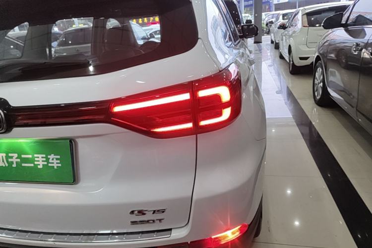 Used CHANGAN CS75 2021 Honor Million Edition 280T DCT Luxury Model Right Rear Taillight
