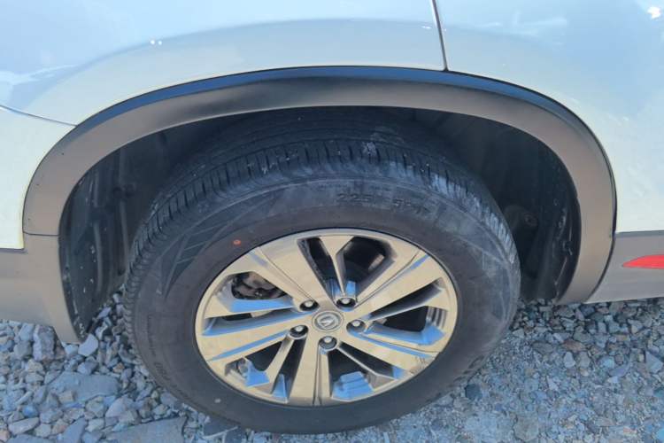 Used CHANGAN CS75 2021 Honor Million Edition 280T DCT Luxury Model Right Rear Wheel Hub