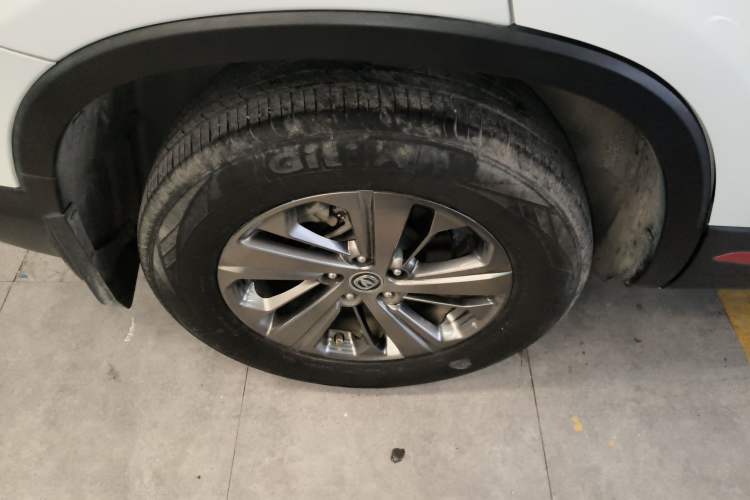 Used CHANGAN CS75 2021 Honor Million Edition 280T DCT Luxury Model Right Rear Wheel Hub