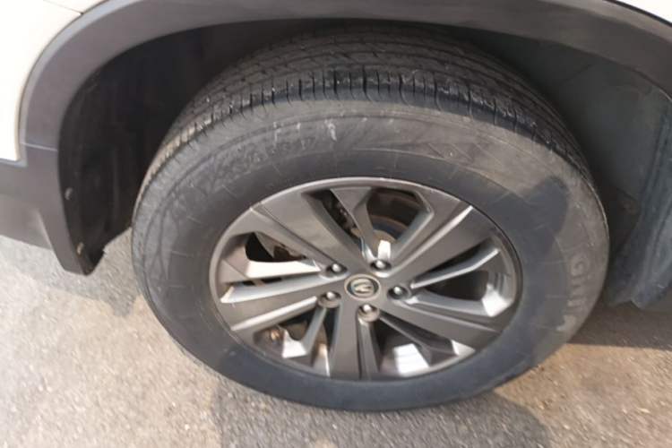 Used CHANGAN CS75 2021 Honor Million Edition 280T DCT Luxury Model Right Rear Wheel Hub