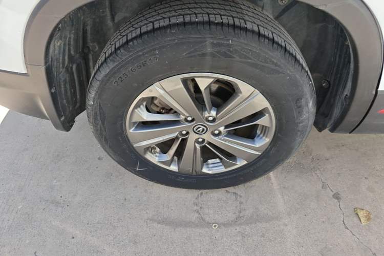 Used CHANGAN CS75 2021 Honor Million Edition 280T DCT Luxury Model Right Rear Wheel Hub