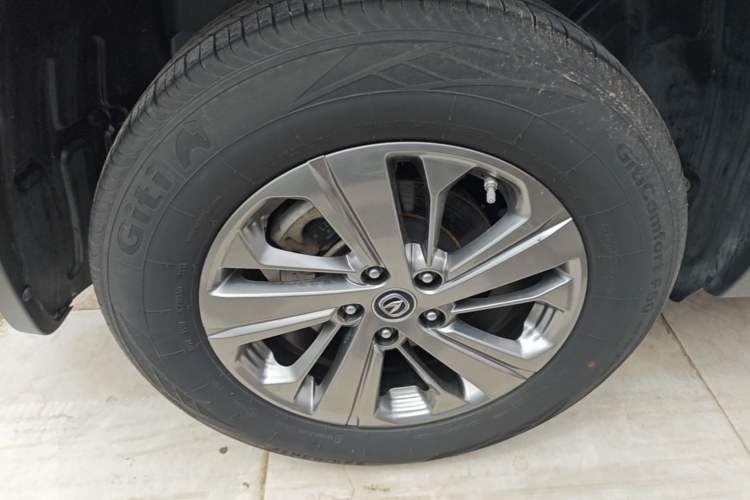 Used CHANGAN CS75 2021 Honor Million Edition 280T DCT Luxury Model Right Rear Wheel Hub