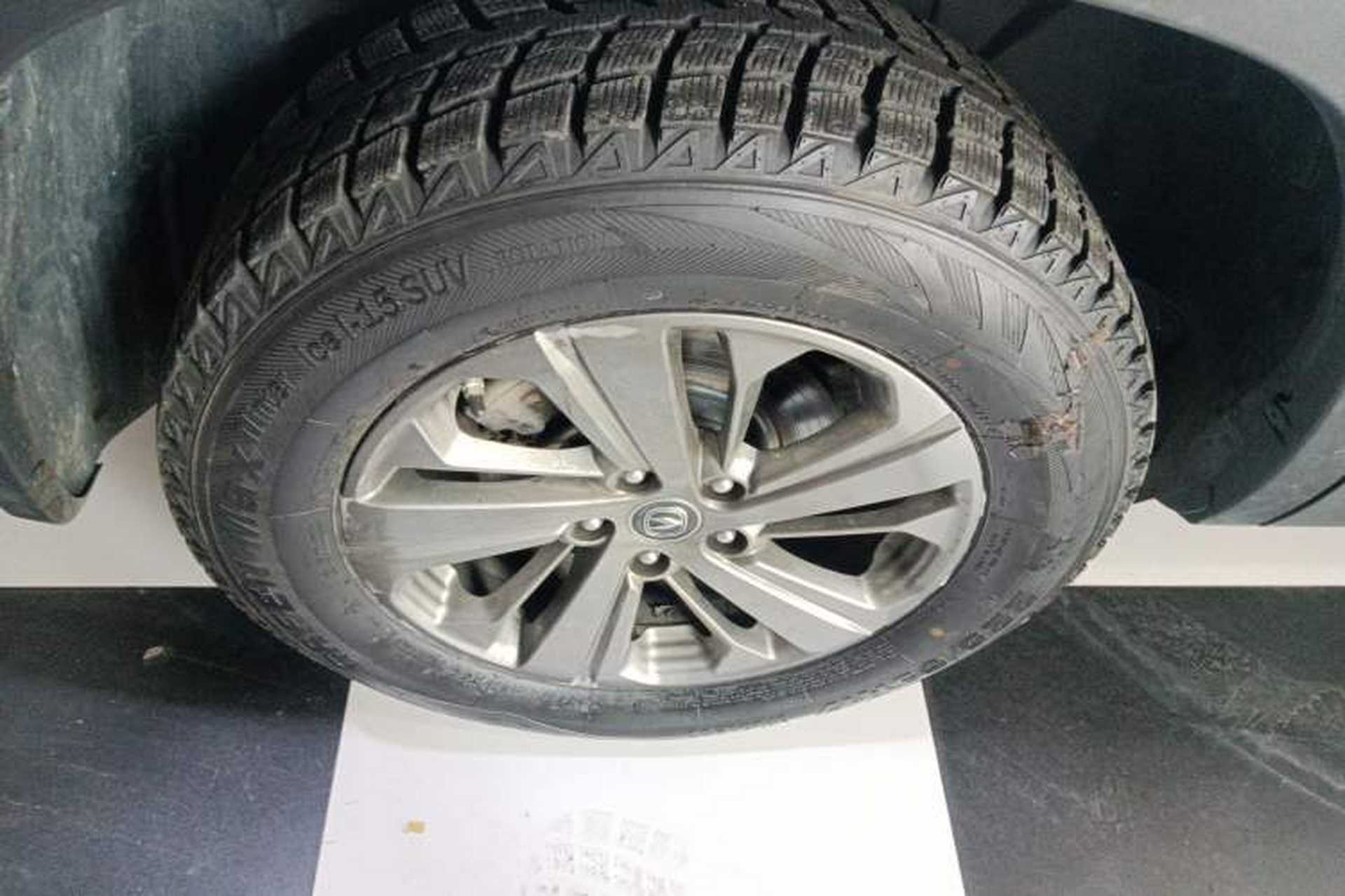 Used CHANGAN CS75 2021 Honor Million Edition 280T DCT Luxury Model Right Rear Wheel Hub