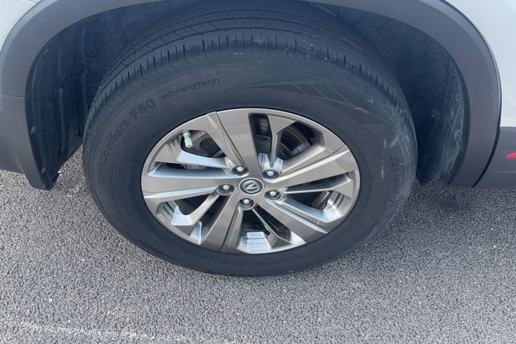 Used CHANGAN CS75 2021 Honor Million Edition 280T DCT Luxury Model Right Rear Wheel Hub