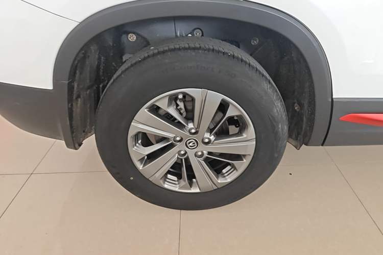 Used CHANGAN CS75 2021 Honor Million Edition 280T DCT Luxury Model Right Rear Wheel Hub