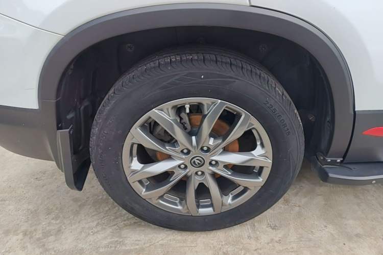 Used CHANGAN CS75 2021 Honor Million Edition 280T DCT Prestige Model Right Rear Wheel Hub