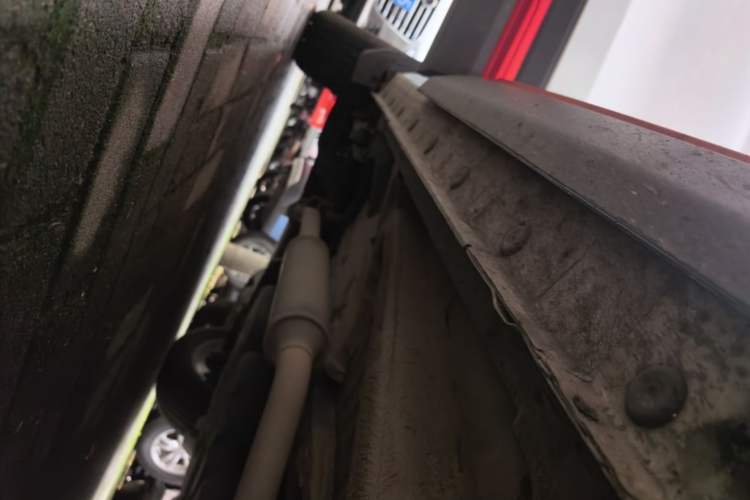 Used CHANGAN CS75 2021 Honor Million Edition 280T DCT Prestige Model Right Side Sill