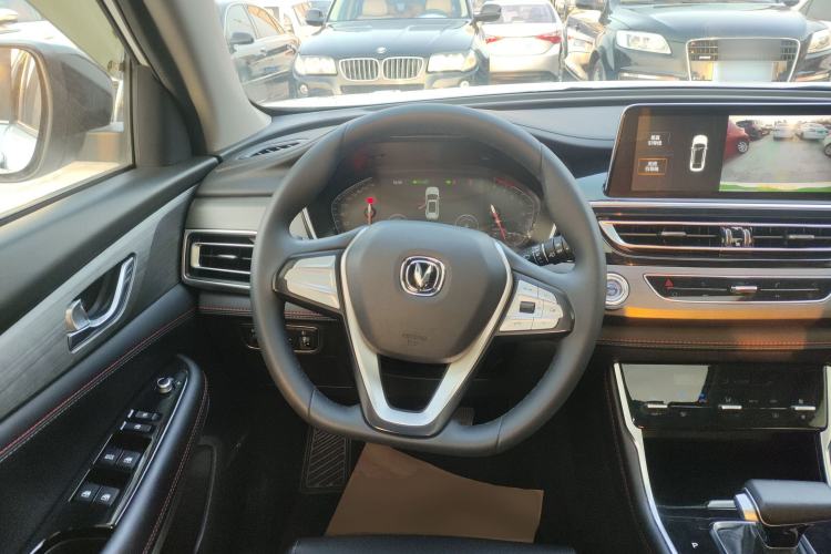 Used CHANGAN CS75 2021 Honor Million Edition 280T DCT Luxury Model Steering Wheel