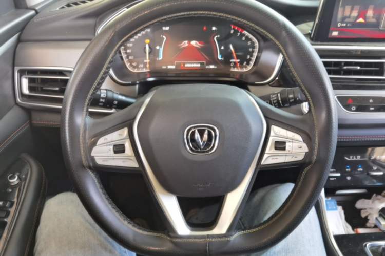 Used CHANGAN CS75 2021 Honor Million Edition 280T DCT Prestige Model Steering Wheel