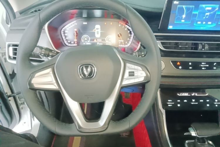 Used CHANGAN CS75 2021 Honor Million Edition 280T DCT Luxury Model Steering Wheel