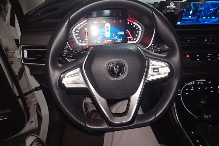 Used CHANGAN CS75 2021 Honor Million Edition 280T DCT Luxury Model Steering Wheel