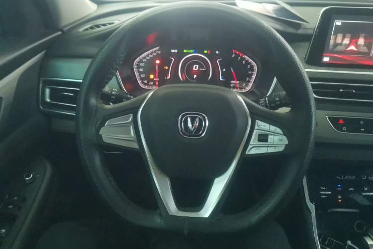 Used CHANGAN CS75 2021 Honor Million Edition 280T DCT Luxury Model Steering Wheel