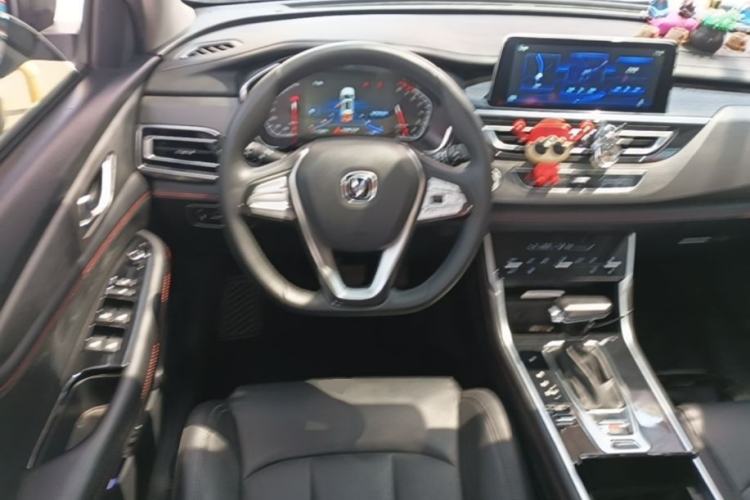 Used CHANGAN CS75 2021 Honor Million Edition 280T DCT Luxury Model Steering Wheel