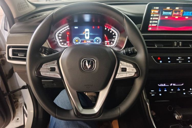 Used CHANGAN CS75 2021 Honor Million Edition 280T DCT Prestige Model Steering Wheel