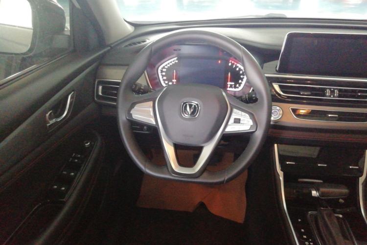 Used CHANGAN CS75 2021 Honor Million Edition 280T DCT Luxury Model Steering Wheel