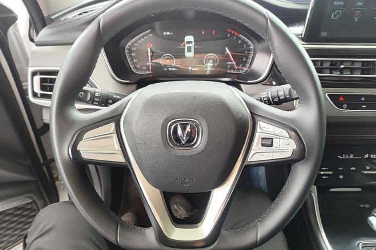Used CHANGAN CS75 2021 Honor Million Edition 280T DCT Luxury Model Steering Wheel