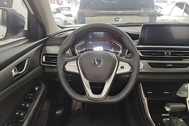 Used CHANGAN CS75 2021 Honor Million Edition 280T DCT Luxury Model Steering Wheel