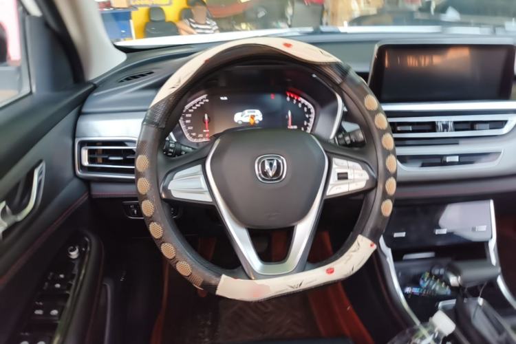 Used CHANGAN CS75 2021 Honor Million Edition 280T DCT Luxury Model Steering Wheel