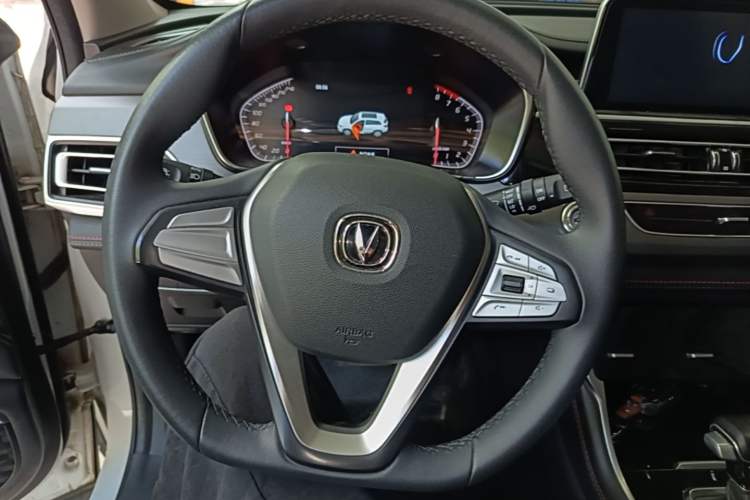 Used CHANGAN CS75 2021 Honor Million Edition 280T DCT Luxury Model Steering Wheel