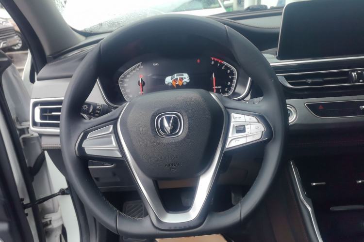 Used CHANGAN CS75 2021 Honor Million Edition 280T DCT Luxury Model Steering Wheel