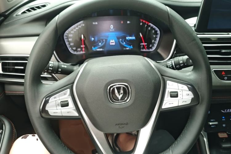 Used CHANGAN CS75 2021 Honor Million Edition 280T DCT Navigation Model Steering Wheel