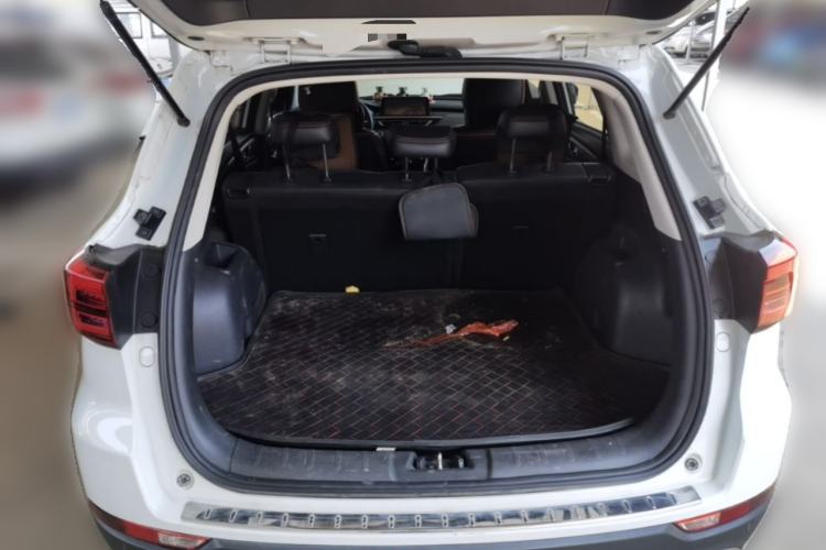 Used CHANGAN CS75 2021 Honor Million Edition 280T DCT Luxury Model Trunk