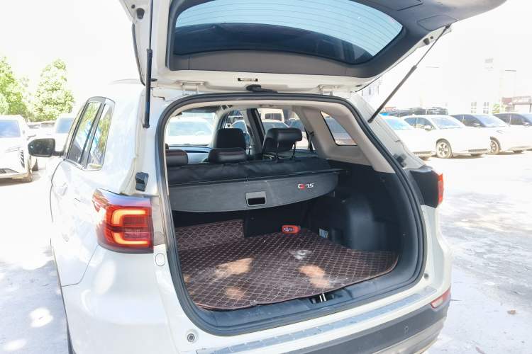 Used CHANGAN CS75 2021 Honor Million Edition 280T DCT Luxury Model Trunk