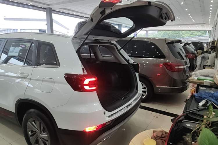 Used CHANGAN CS75 2021 Honor Million Edition 280T DCT Luxury Model Trunk