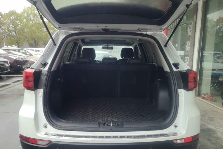 Used CHANGAN CS75 2021 Honor Million Edition 280T DCT Luxury Model Trunk