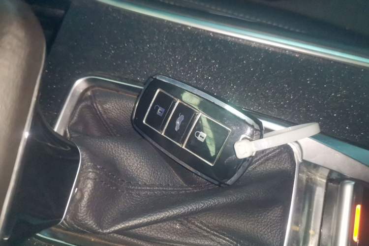 Used CHANGAN CS75 2021 Honor Million Edition 280T DCT Luxury Model Vehicle Key