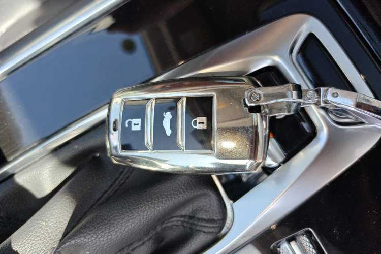 Used CHANGAN CS75 2021 Honor Million Edition 280T DCT Luxury Model Vehicle Key
